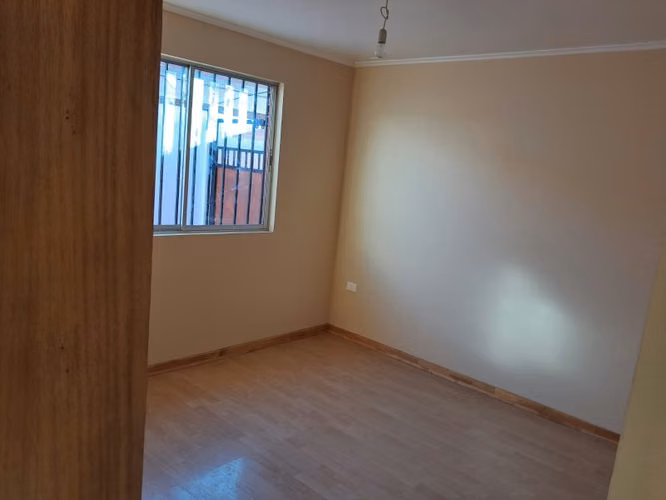 SE VENDE CASA EN SECTOR JUMBO