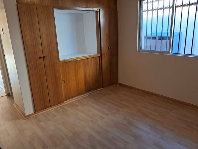 SE VENDE CASA EN SECTOR JUMBO