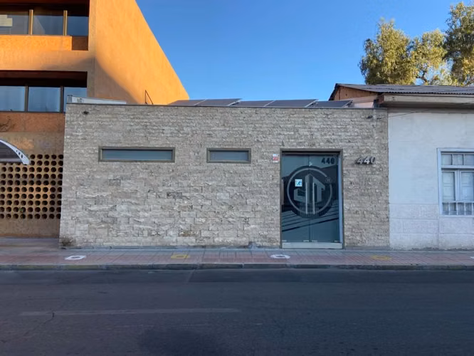 SE VENDE LOCAL COMERCIAL EN PLENO CENTRO DE COPIAPO