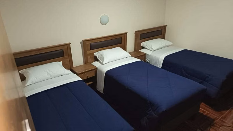 SE ARRIENDA HOSTAL PARA EMPRESA