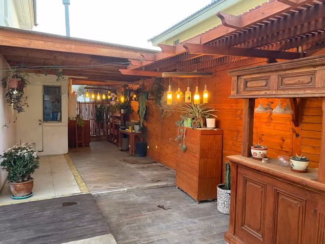 AMPLIA CASA EN SECTOR TIERRA VIVA EN VENTA
