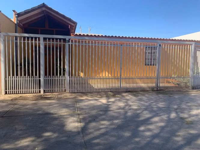 SE VENDE HERMOSA CASA SECTOR CENTRAL