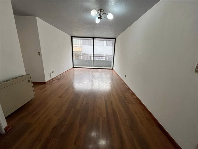 En Providencia. 2 dorm. 2 baños. Estac y Bodega.