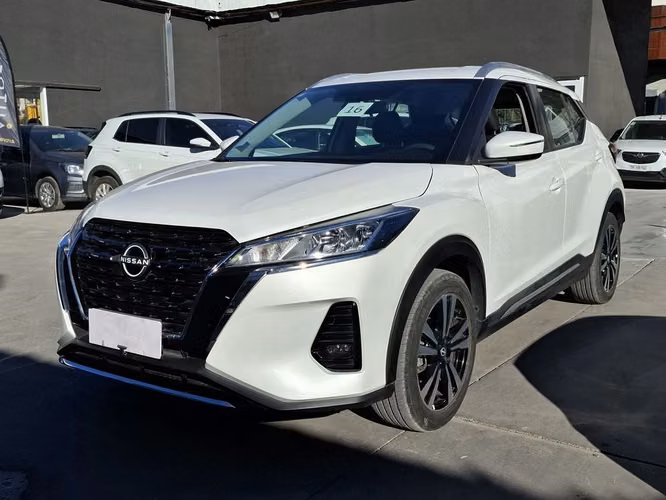 NISSAN KICKS 2024