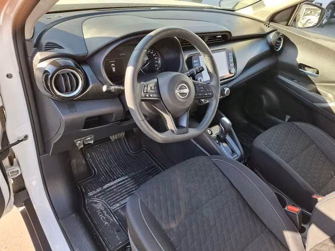 NISSAN KICKS 2024