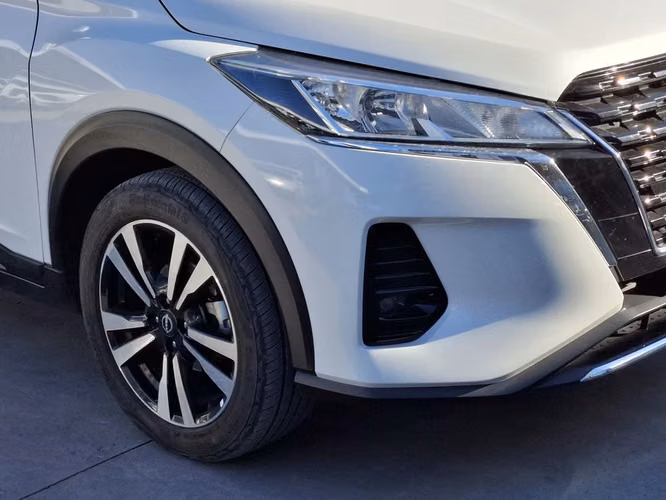NISSAN KICKS 2024
