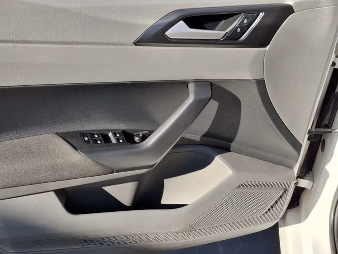 VOLKSWAGEN POLO 2020