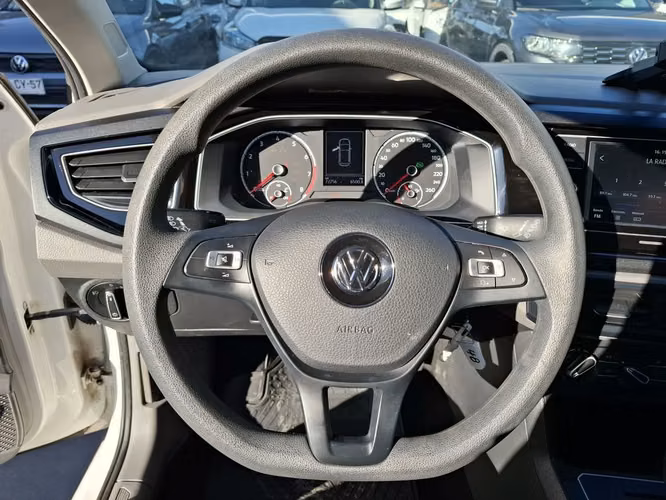 VOLKSWAGEN POLO 2020