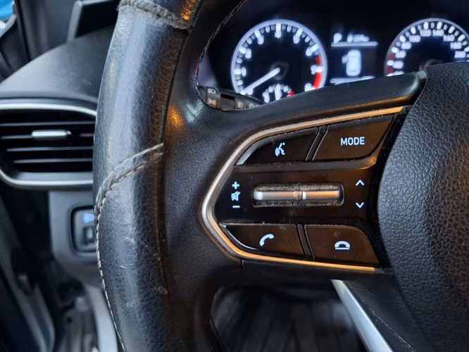 HYUNDAI SANTA FE 2019