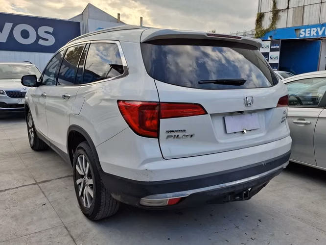 HONDA PILOT 2018