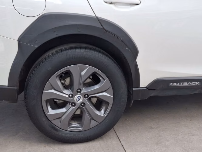 SUBARU OUTBACK 2022