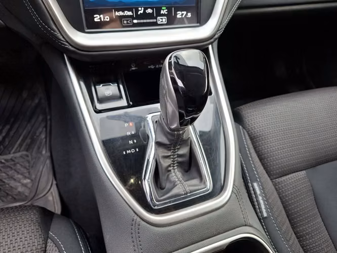 SUBARU OUTBACK 2022