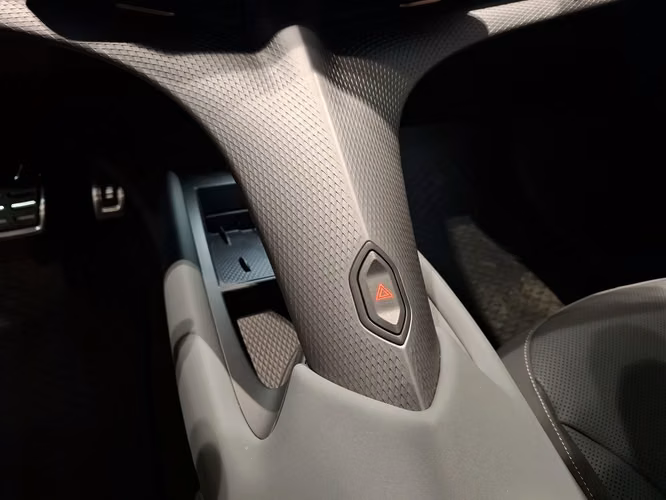 CUPRA TAVASCAN 2026