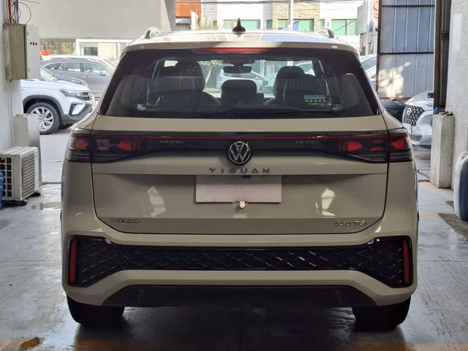 VOLKSWAGEN TIGUAN 2026