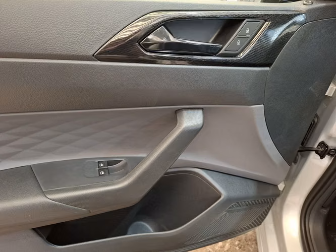 VOLKSWAGEN POLO 2026