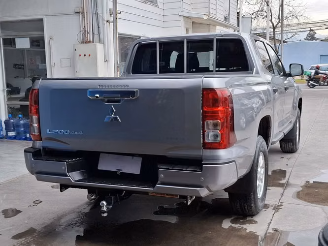 MITSUBISHI L200 2026