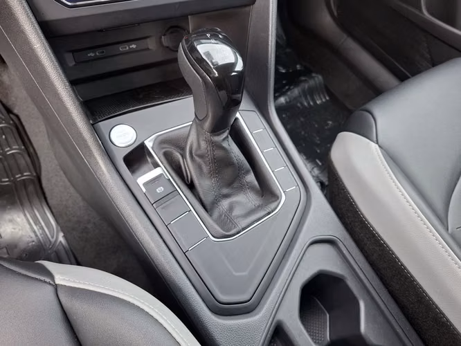 VOLKSWAGEN TAOS 2026