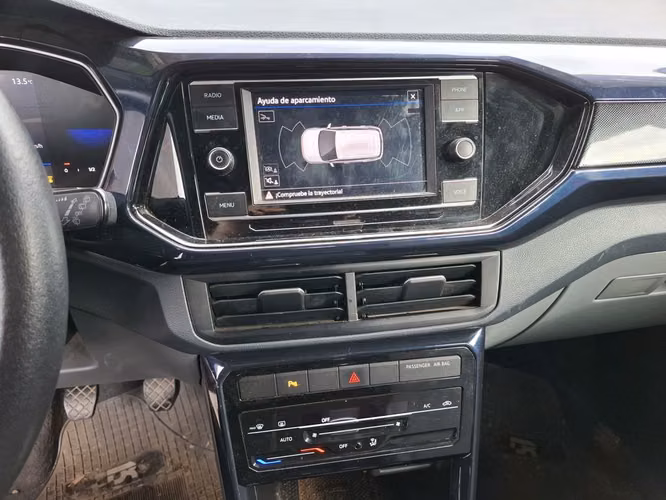 VOLKSWAGEN T-CROSS 2023