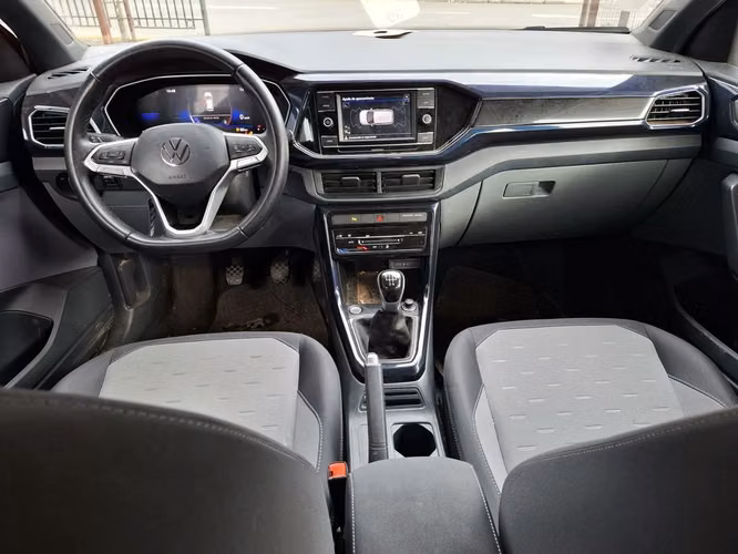 VOLKSWAGEN T-CROSS 2023