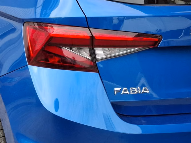 SKODA FABIA 2024