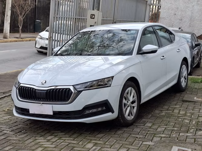 SKODA OCTAVIA 2023