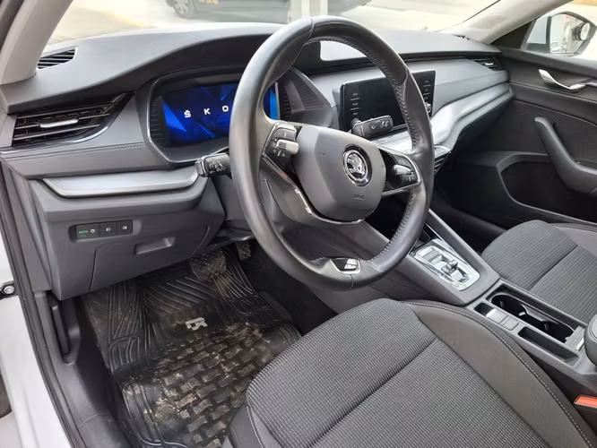 SKODA OCTAVIA 2023