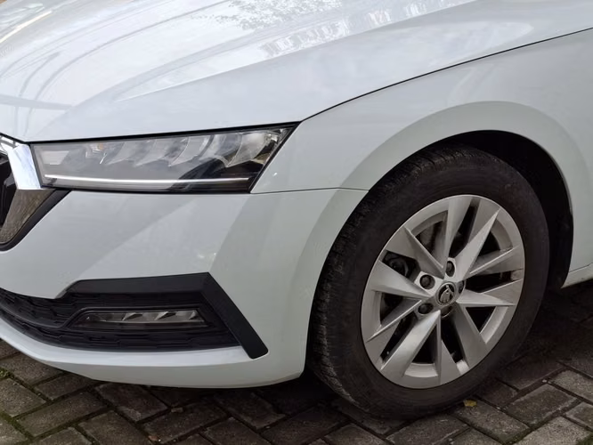 SKODA OCTAVIA 2023