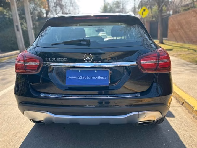 MERCEDES BENZ GLA  | 2845