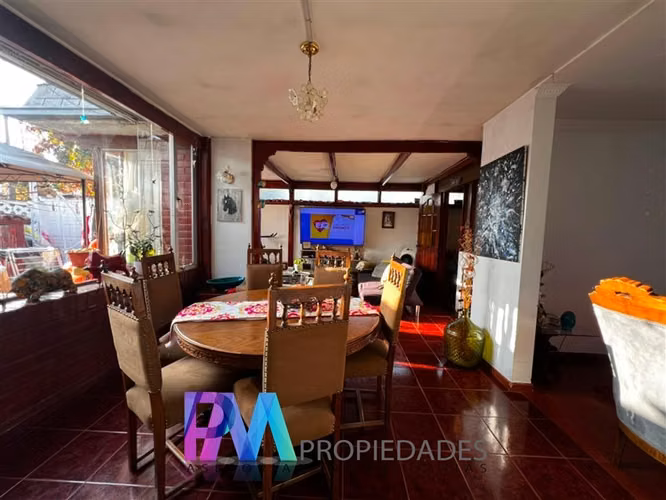 Casa en venta de 4 dorm. en Peñalolén