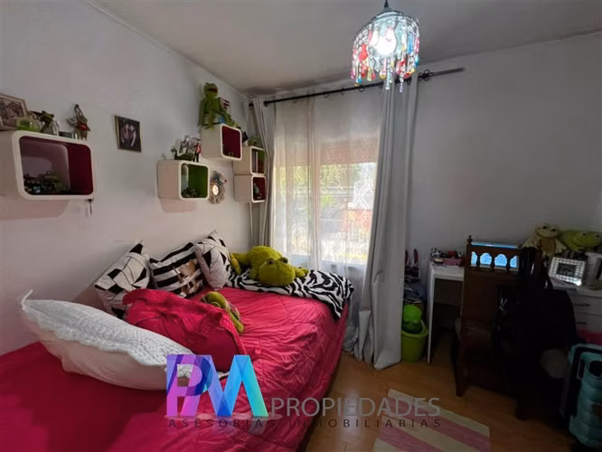 Casa en venta de 4 dorm. en Peñalolén