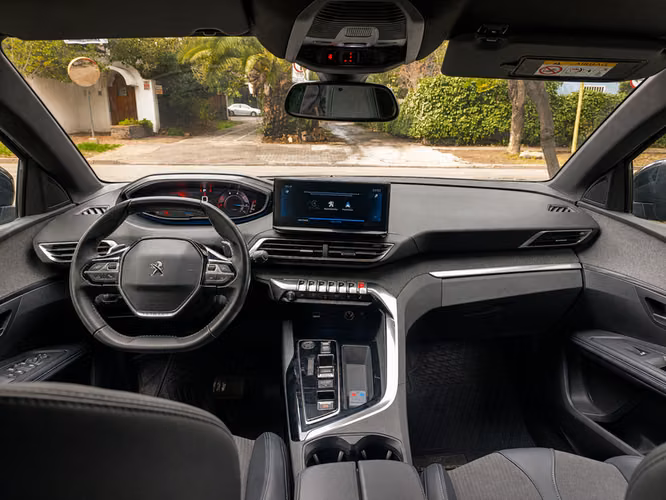 PEUGEOT 3008 GT BLUEHDI 130 EAT8 - 2024 | 2876