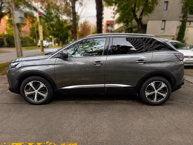 PEUGEOT 3008 GT BLUEHDI 130 EAT8 - 2024 | 2876