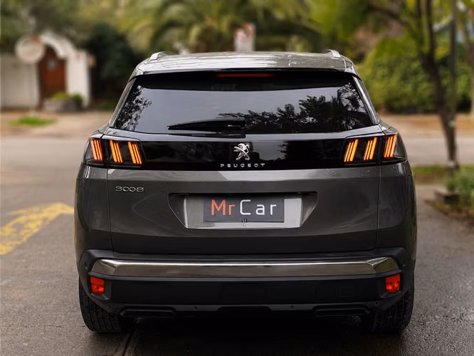 PEUGEOT 3008 GT BLUEHDI 130 EAT8 - 2024 | 2876