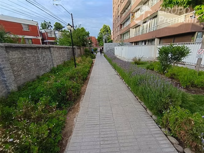 Departamento en venta de 3 dorm. en La Cisterna