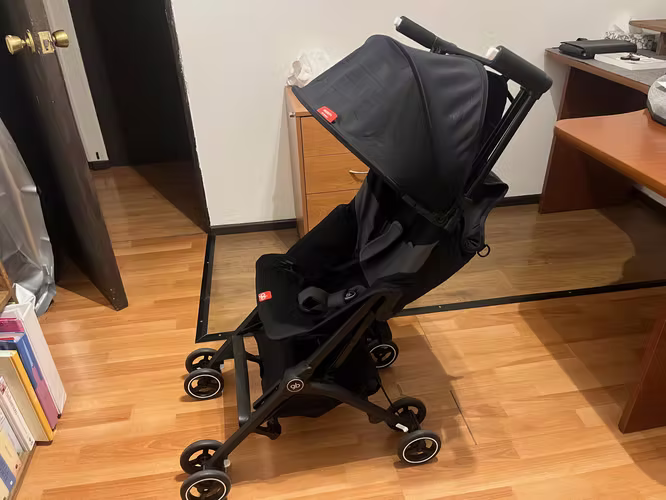 coche gb pockit + silla de bebé cybex