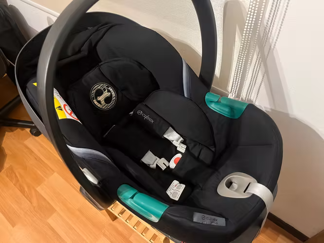 coche gb pockit + silla de bebé cybex