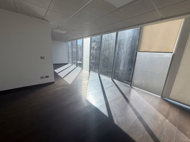 Arriendo Oficina Planta Libre – Barros Borgoño / Metro Manuel Montt, Providencia