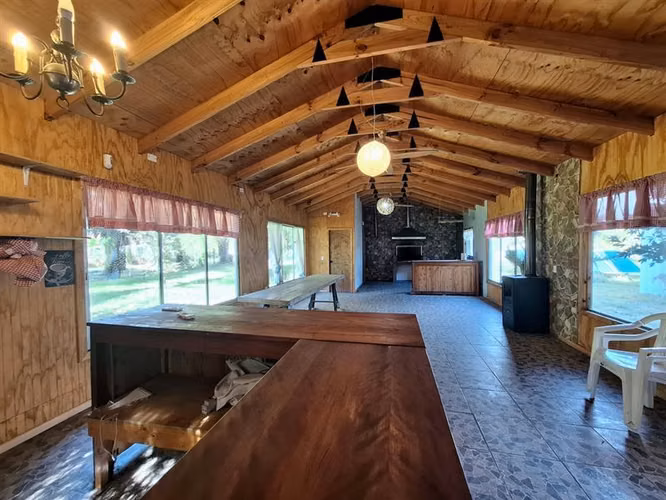 Casa en venta de 4 dorm. en Malloa