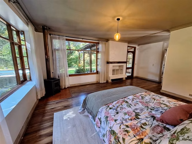 Casa en venta de 4 dorm. en Malloa