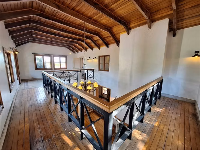 Casa en venta de 4 dorm. en Malloa