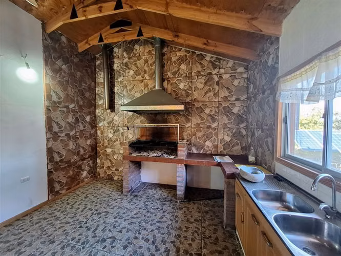 Casa en venta de 4 dorm. en Malloa