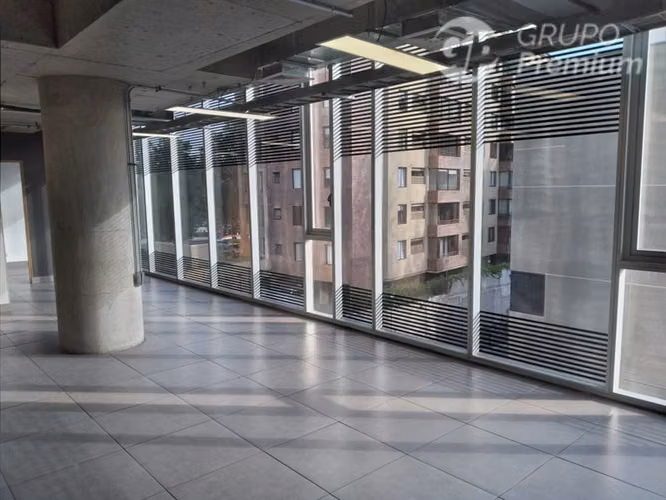 Oficina Premium con Entrega Inmediata - Los Dominicos - Imagen 2