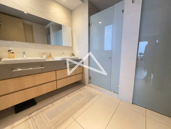 VENTA DE ESPECTACULAR DEPARTAMENTO EN SAN CARLOS DE APOQUINDO - LAS CONDES - Imagen 24