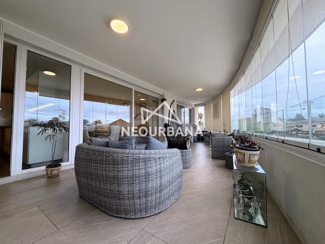 VENTA ESPECTACULAR DEPARTAMENTO 3 DORMITORIOS EN REÑACA