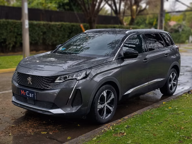 PEUGEOT 5008 BLUEHDI 130 1.5 AUT - 2023 | 2882