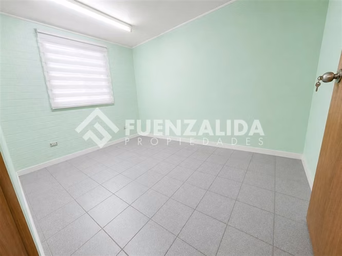 Casa de 5 dorm. con panel solar (ENEL) en Pudahuel - Imagen 10