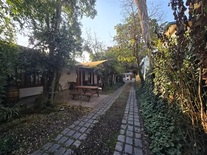 Local Comercial HOSTAL en venta en Talca