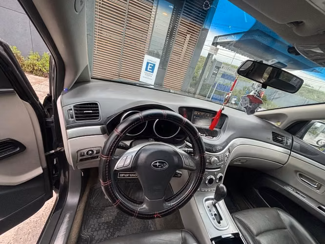 Vendo subaru por renovación - Imagen 3