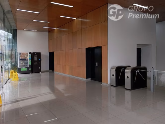 Inversión: Oficina arrendada en Los Dominicos - Imagen 10