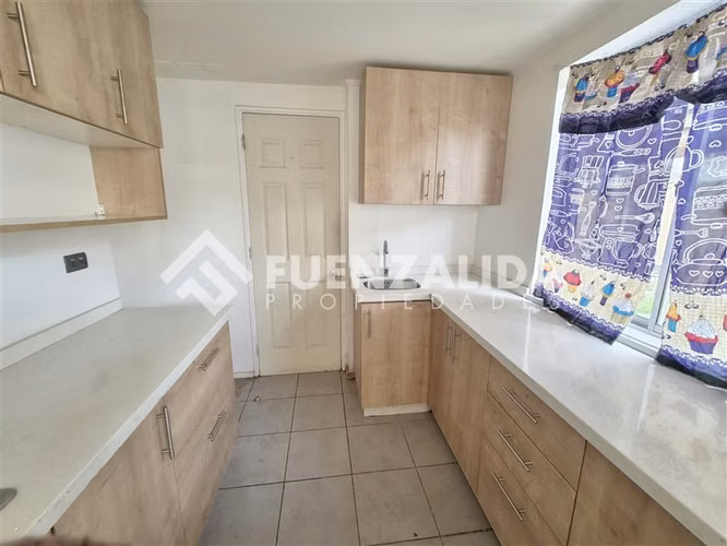 Casa en arriendo de 3 dorm. en Buín